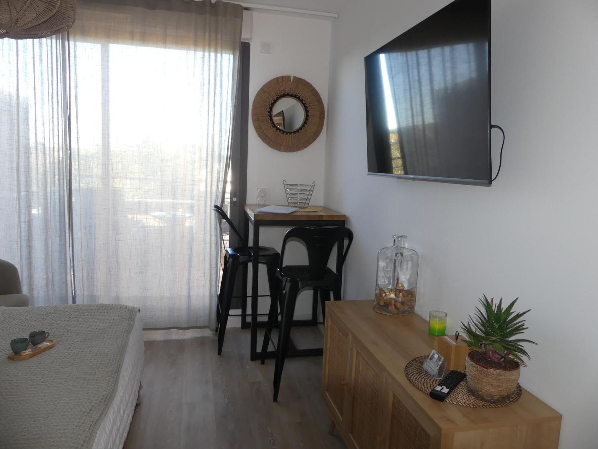 Studio Nuitee En Provence 2 Егіль Екстер'єр фото